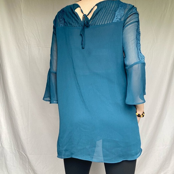 Jessica Simpson Maternity Medium Blue Lace Blouse Shirt - Picture 6 of 9